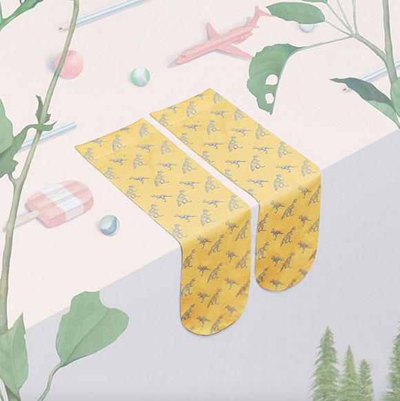 hsiao-ron-cheng-Dinosaur-printed-socks